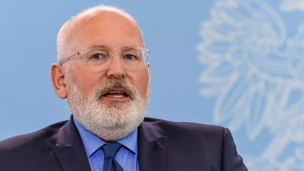 Russischer Angriffskrieg - EU-Kommissar Timmermans lehnt Gas- und Ölboykott vorerst ab