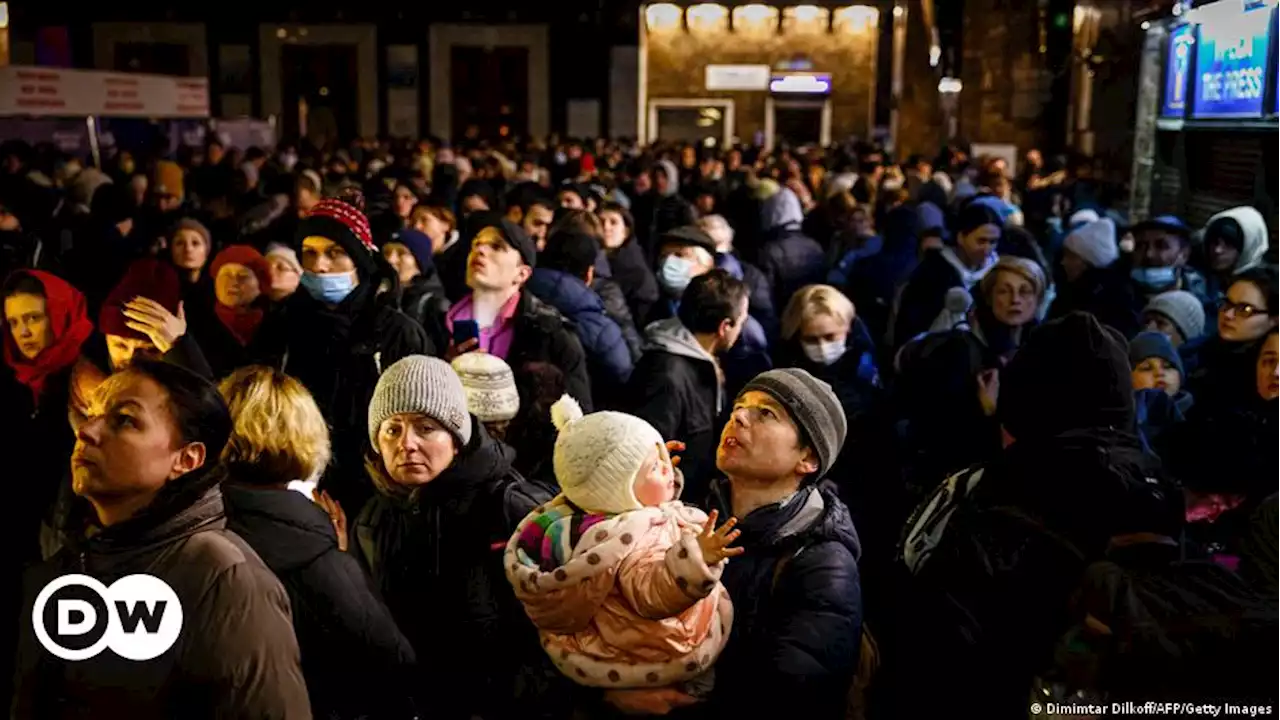 Ukraine aktuell: Schon 2,5 Millionen Menschen geflohen | DW | 11.03.2022