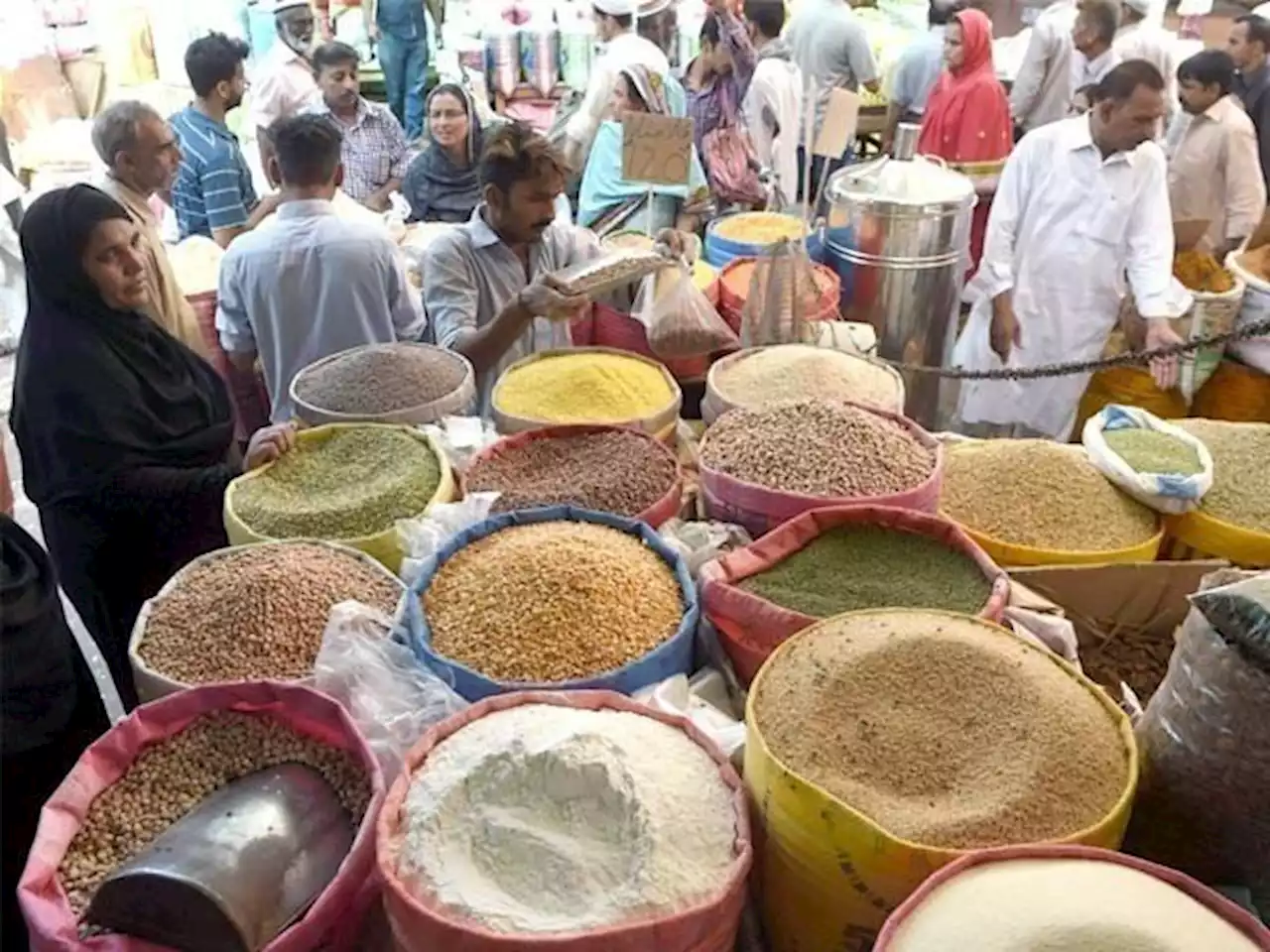 20 اشیائے ضروریہ کی قیمتوں میں اضافہ - ایکسپریس اردو