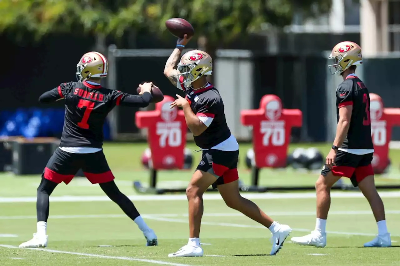 49ers extend quartet before free agency, retain QB Sudfeld