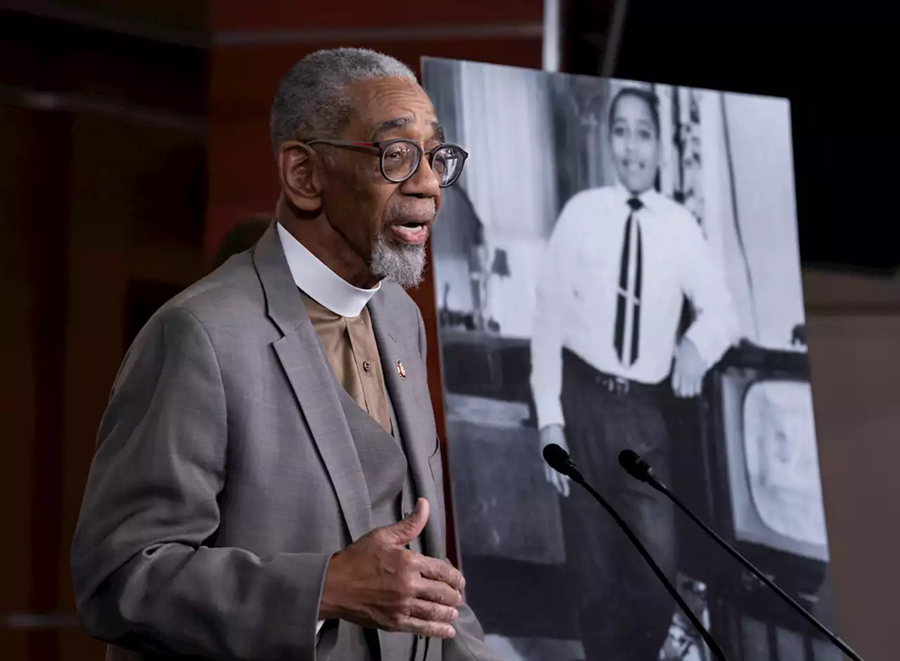 Emmett Till’s relatives want new probe of ’55 lynching