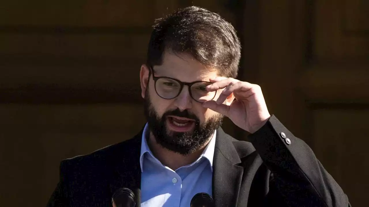 Quién es Gabriel Boric, el abogado de 36 años que hoy asume la presidencia en Chile