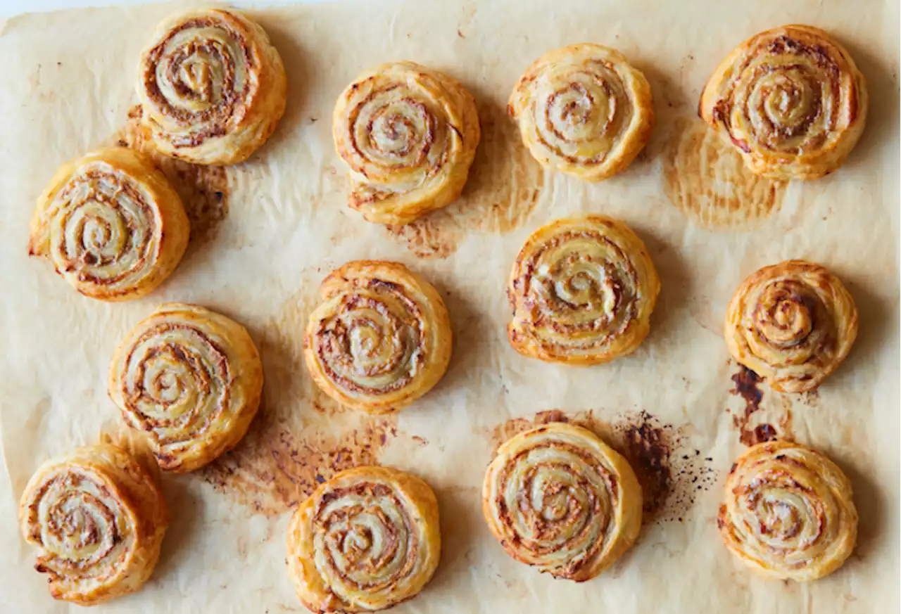 Sweet breakfast pinwheels