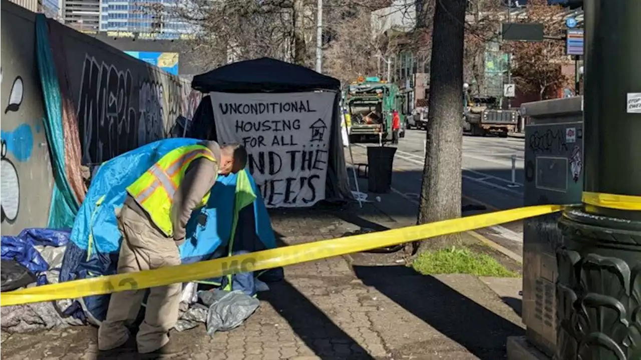 Sweep of homeless camp outside Seattle City Hall draws criticism from activists, local leaders