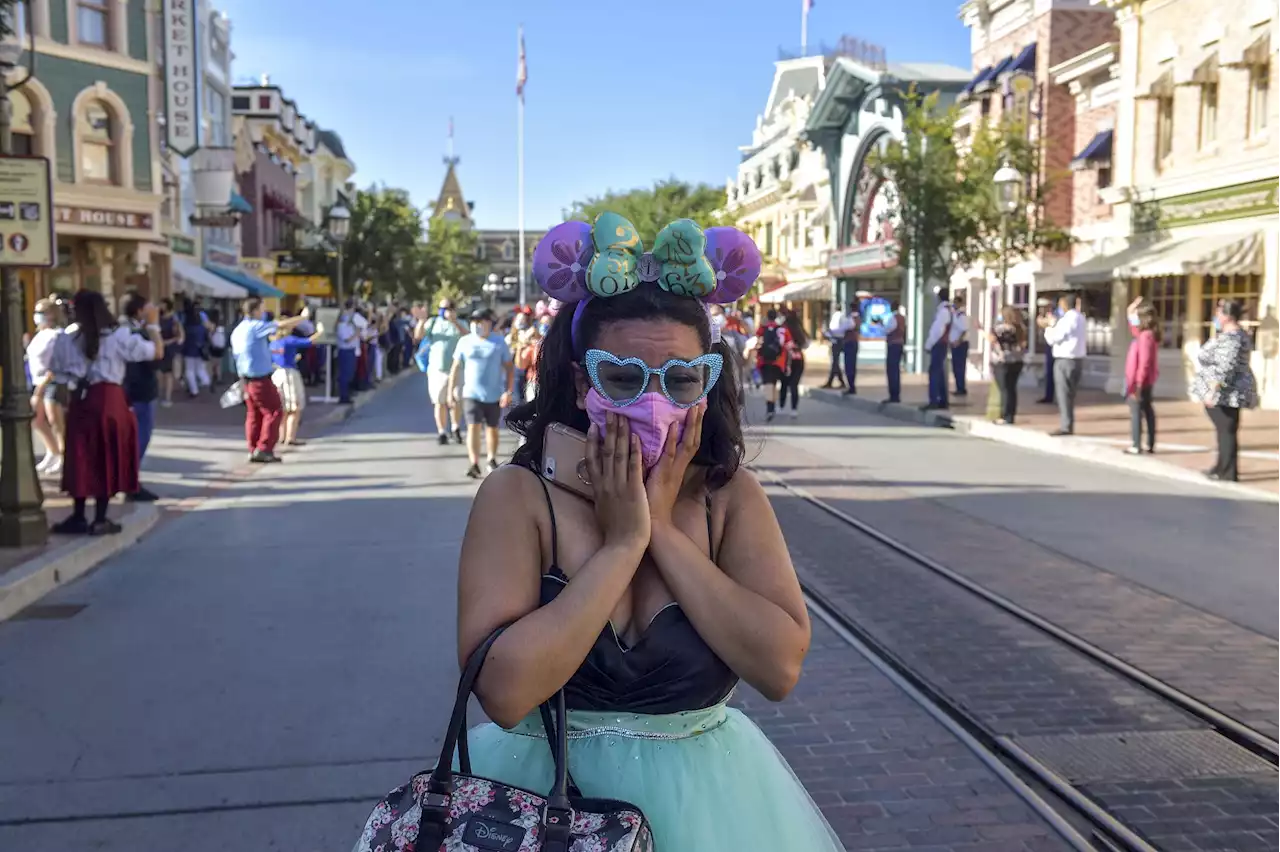 Should you go to Disneyland alone? Yes, and here’s why.