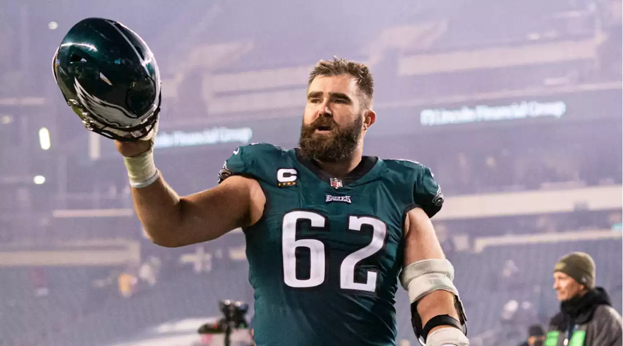 Jason Kelce Announces Eagles Return by Drinking From Keg