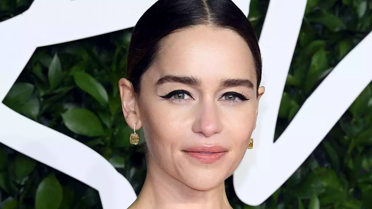 Emilia Clarke Urges Fans to Donate to Ukraine: “My Heart Is Breaking”