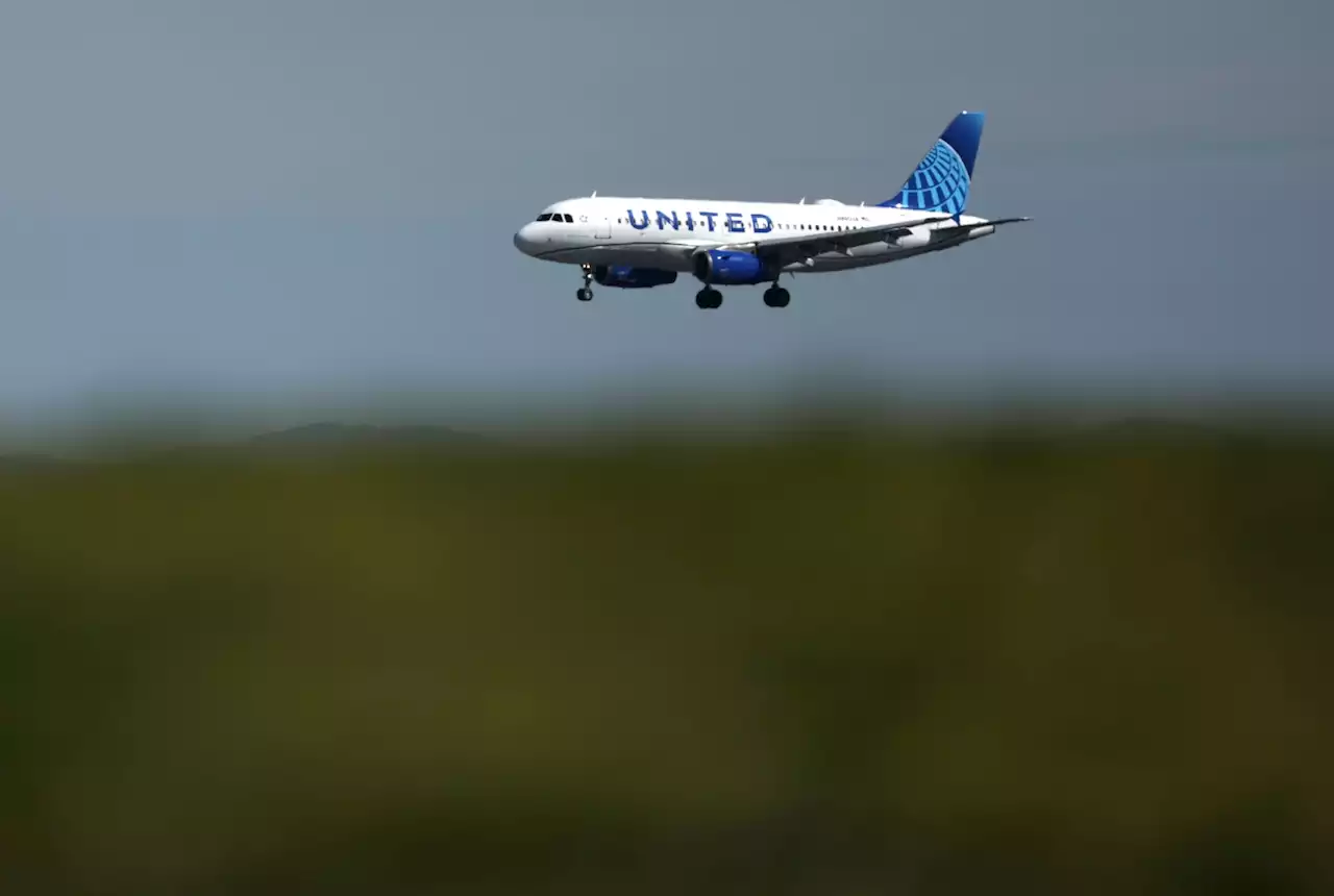 Mechanical Issue Causes United Airlines Flight From Orange County To Divert Course