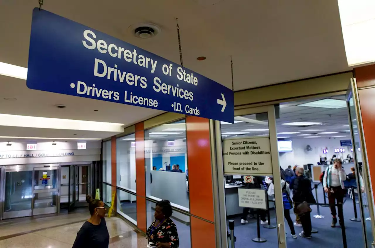 Illinois driver’s licenses, ID cards renewal deadlines extended until July 31