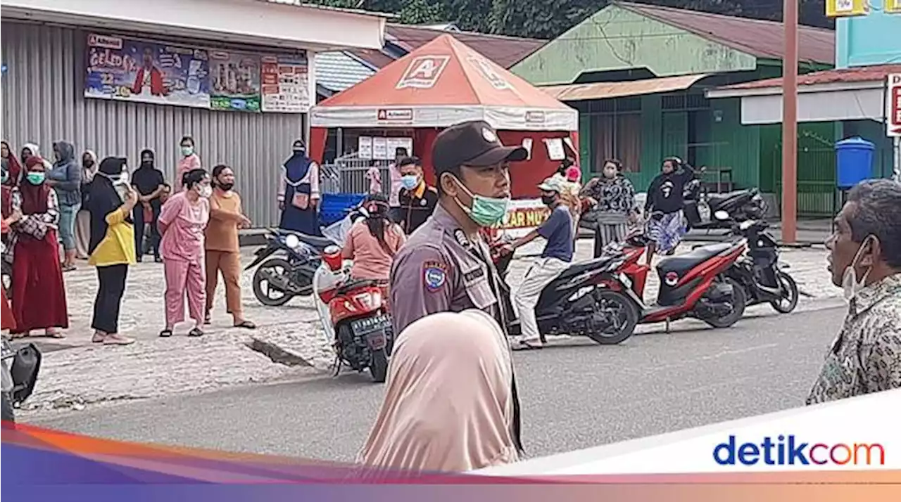 Emak-emak 5 Anak di Kaltim Meninggal saat Antre Minyak Goreng