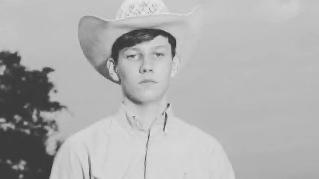 Teen cowboy dies on horse but is brought back to life