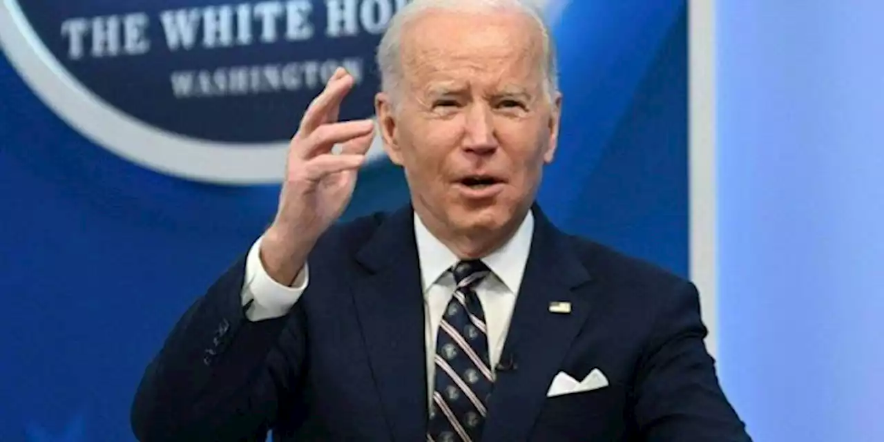 Biden: Putin Harus Membayar Mahal Jika Nekat Gunakan Senjata Kimia di Ukraina