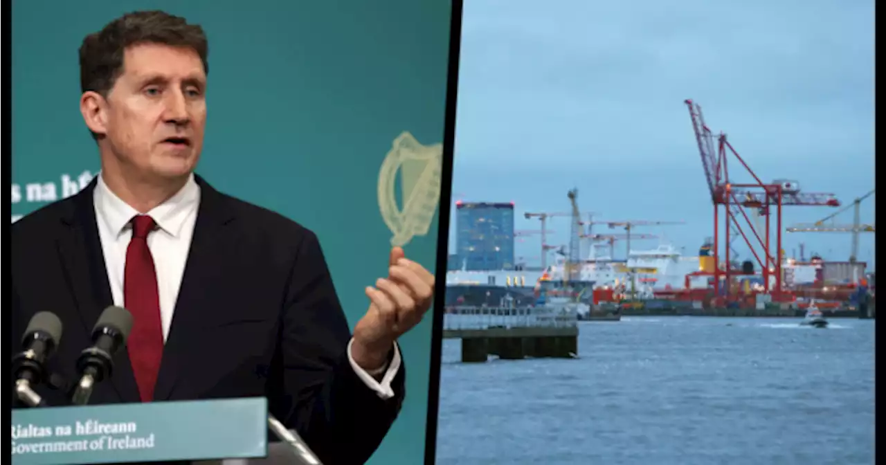 Eamon Ryan urged to turn away tanker carrying Russian oil from Irish shores | JOE.ie