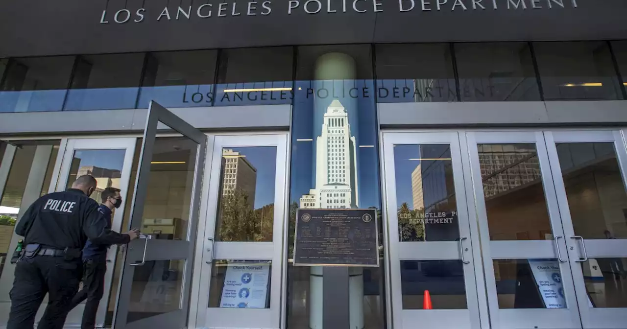 Most LAPD officers who break deadly force policy in shootings avoid serious discipline