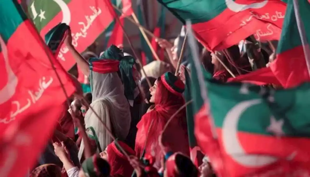 تحریک عدم اعتماد سے قبل ہی تحریک انصاف کابڑا فیصلہ