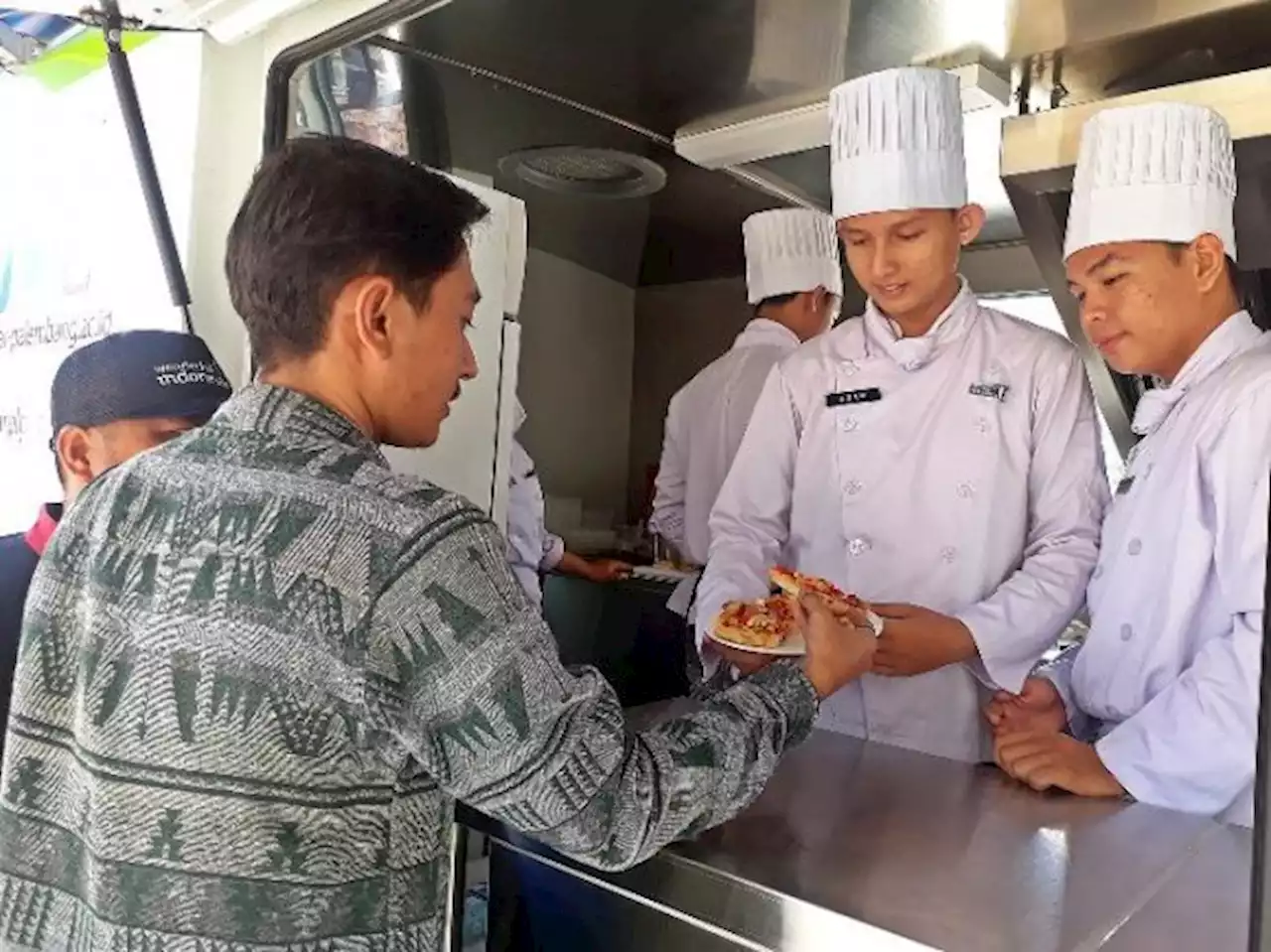 Sandiaga Turun Langsung Jaring Mahasiswa Baru Politeknik Pariwisata Tahun Ini