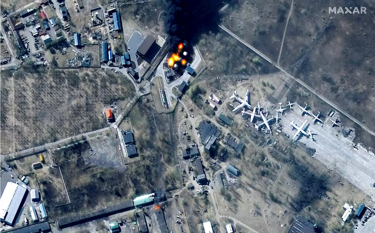 Live blog: Satellite images show Russia inching towards Kiev