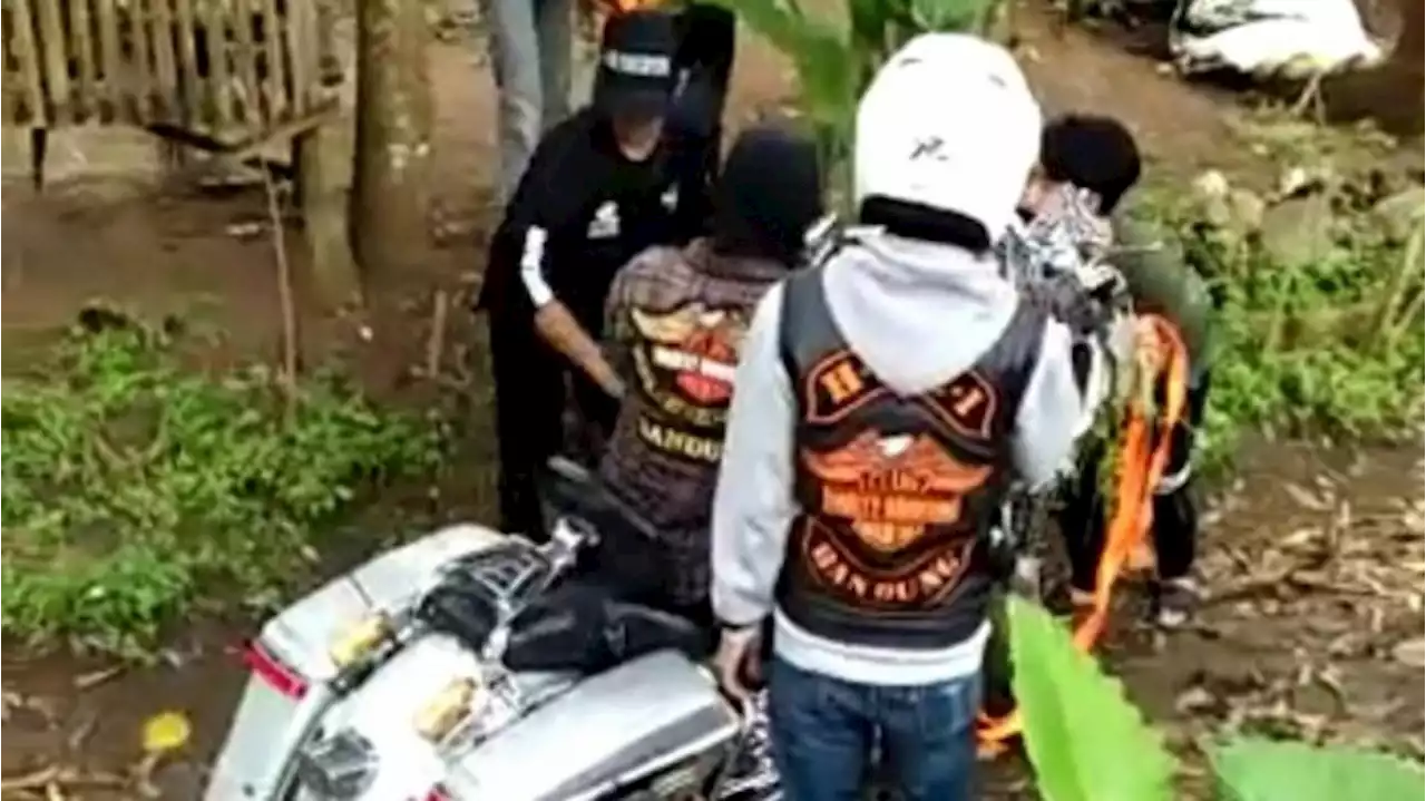 Rombongan Motor Gede Harley Davidsion Tabrak Bocah Kembar Hingga Tewas di Lokasi