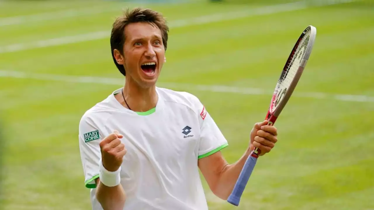 Ex-tennis pro Stakhovsky in Ukraine 'with a gun in my hands'