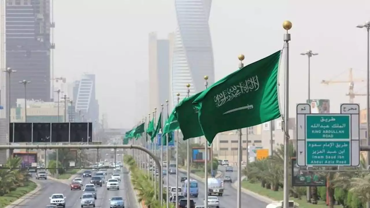 السعودية ترفع أجرة «التاكسي» ‏ | صحيفة الخليج