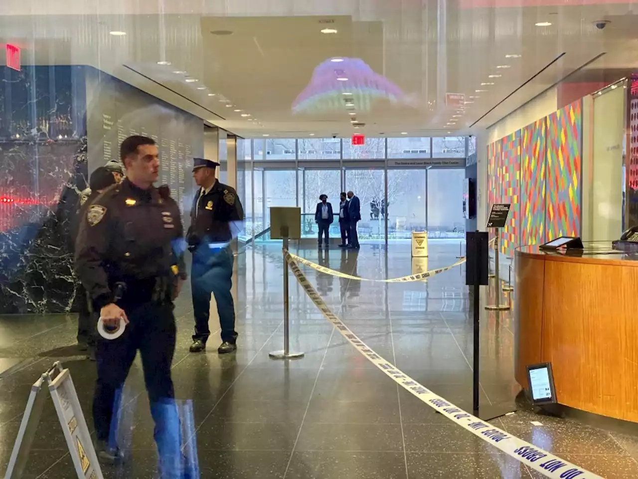 Disgruntled Member Stabs Two Employees at New York's Museum of Modern Art, Prompting an Evacuation of the Building | Artnet News