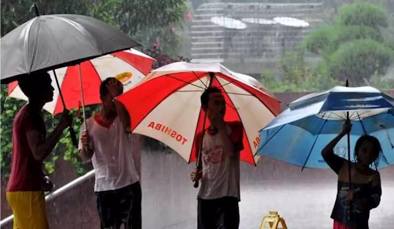 BMKG Prakirakan Hujan Guyur Jakarta Minggu Siang