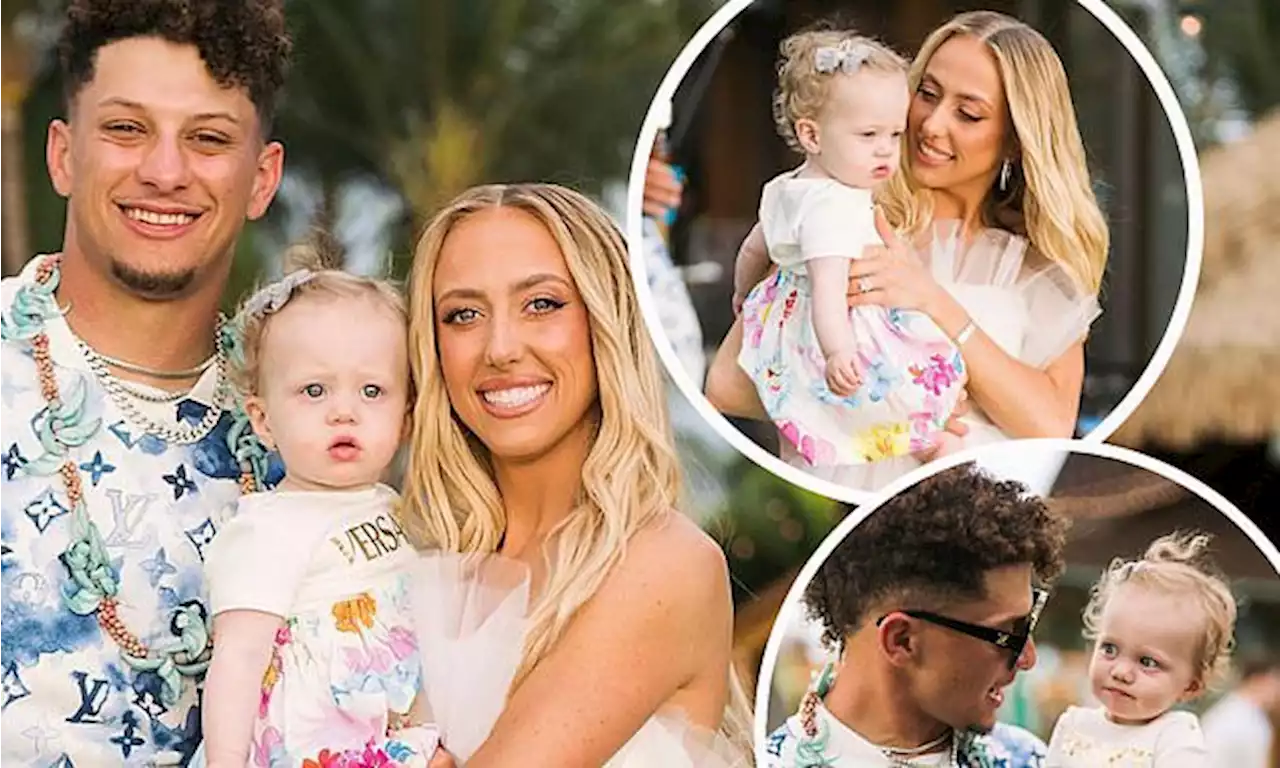 Patrick Mahomes, fiancée Brittany and daughter Sterling smile in snap