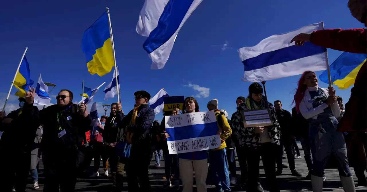 Russians join anti-war protest: The latest developments on the Russia-Ukraine war