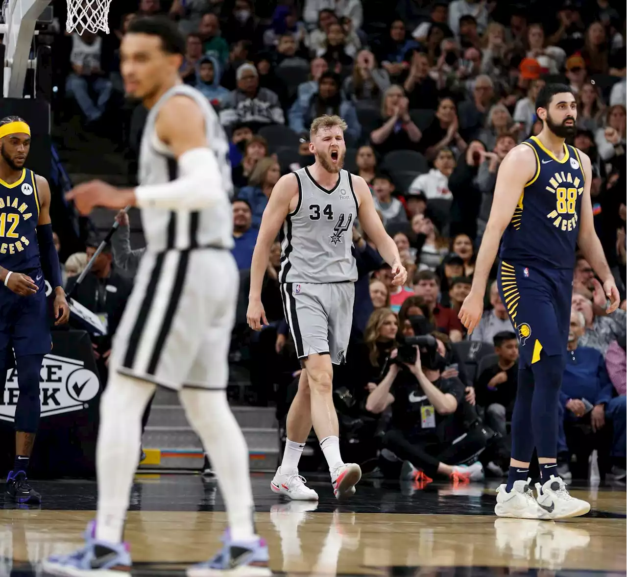 The triple take: Pacers 119, Spurs 108