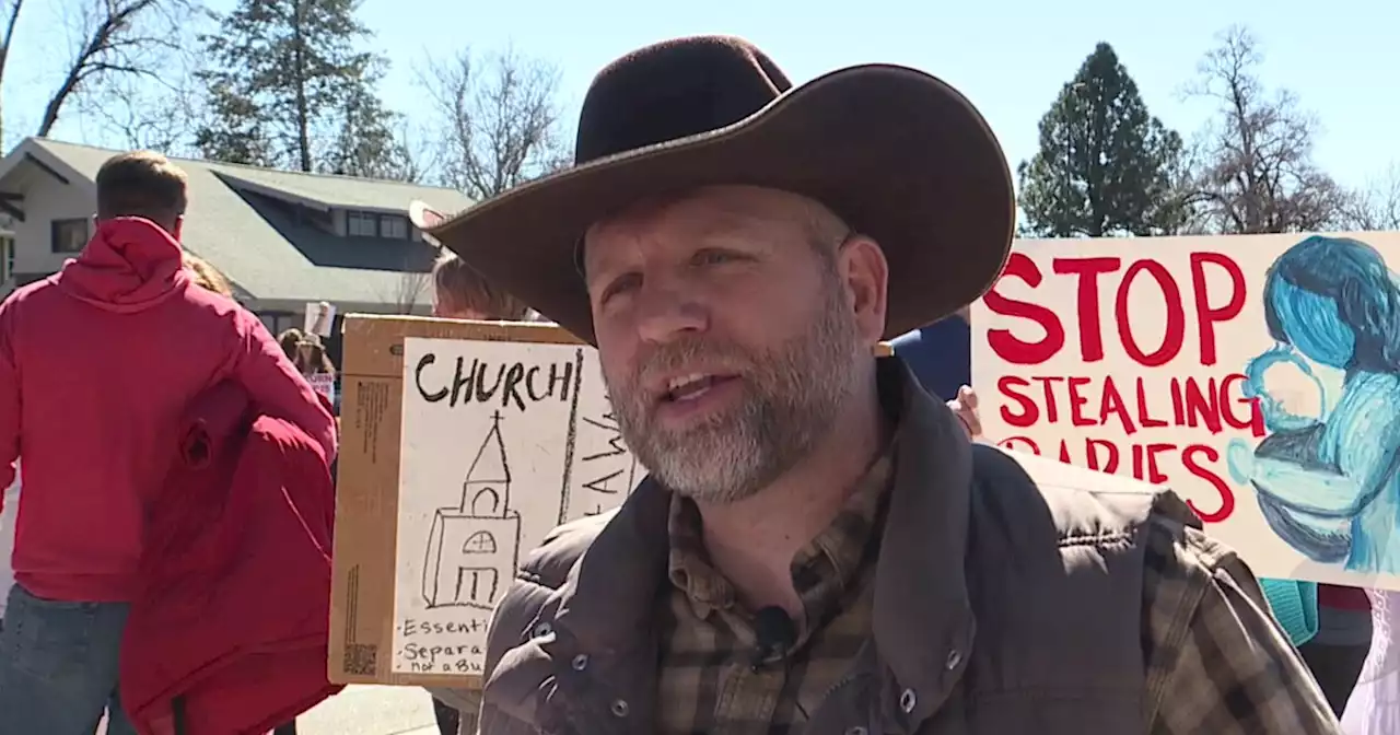 Idaho gubernatorial candidate Ammon Bundy arrested at demonstration outside hospital