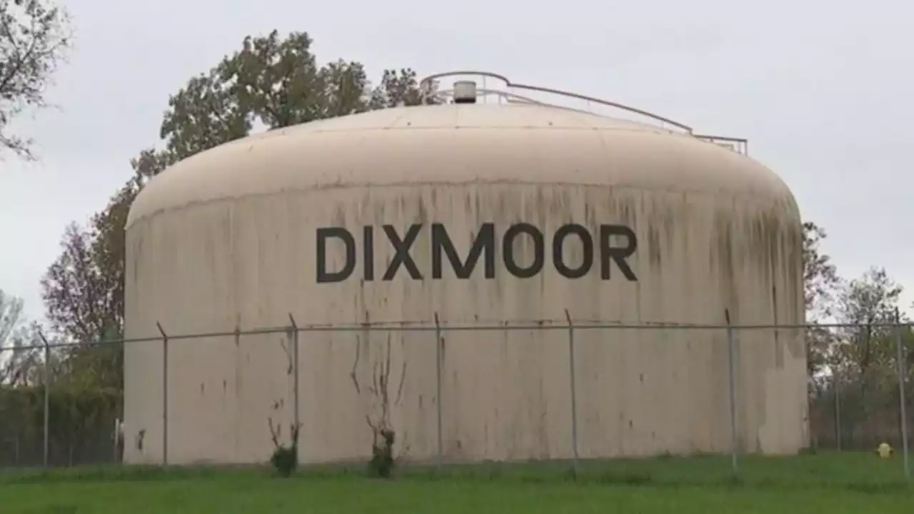 Dixmoor water turned off again, second time in March for the Cook County suburb