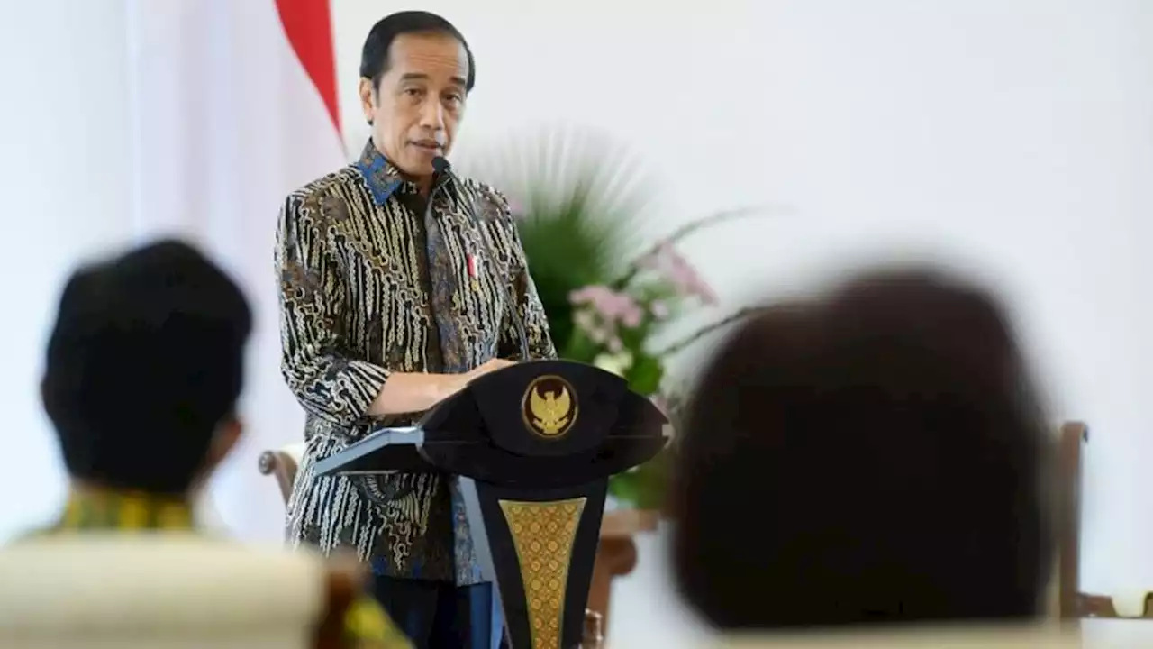 Anomali Situasi Global, Jokowi Minta Seluruh Gubernur Segera Lakukan Penyesuaian APBD