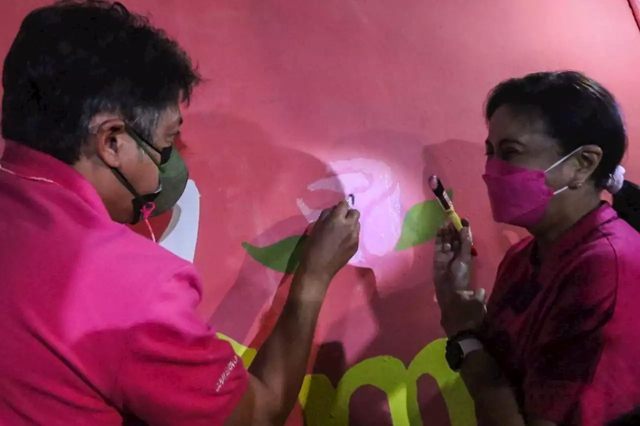 Leni, Kiko complete Echague mural earlier defaced by authorities