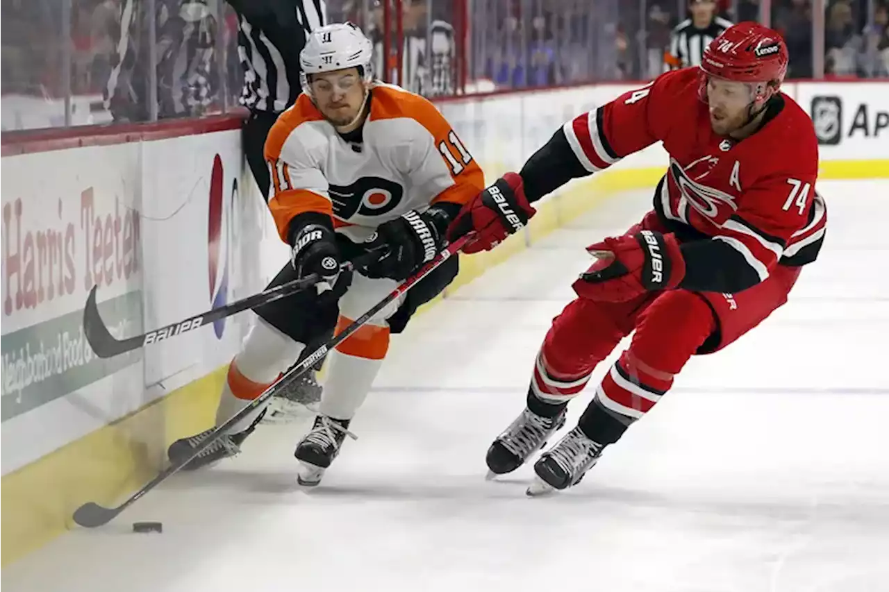 Flyers lack of offense leads to 3-1 loss to Hurricanes