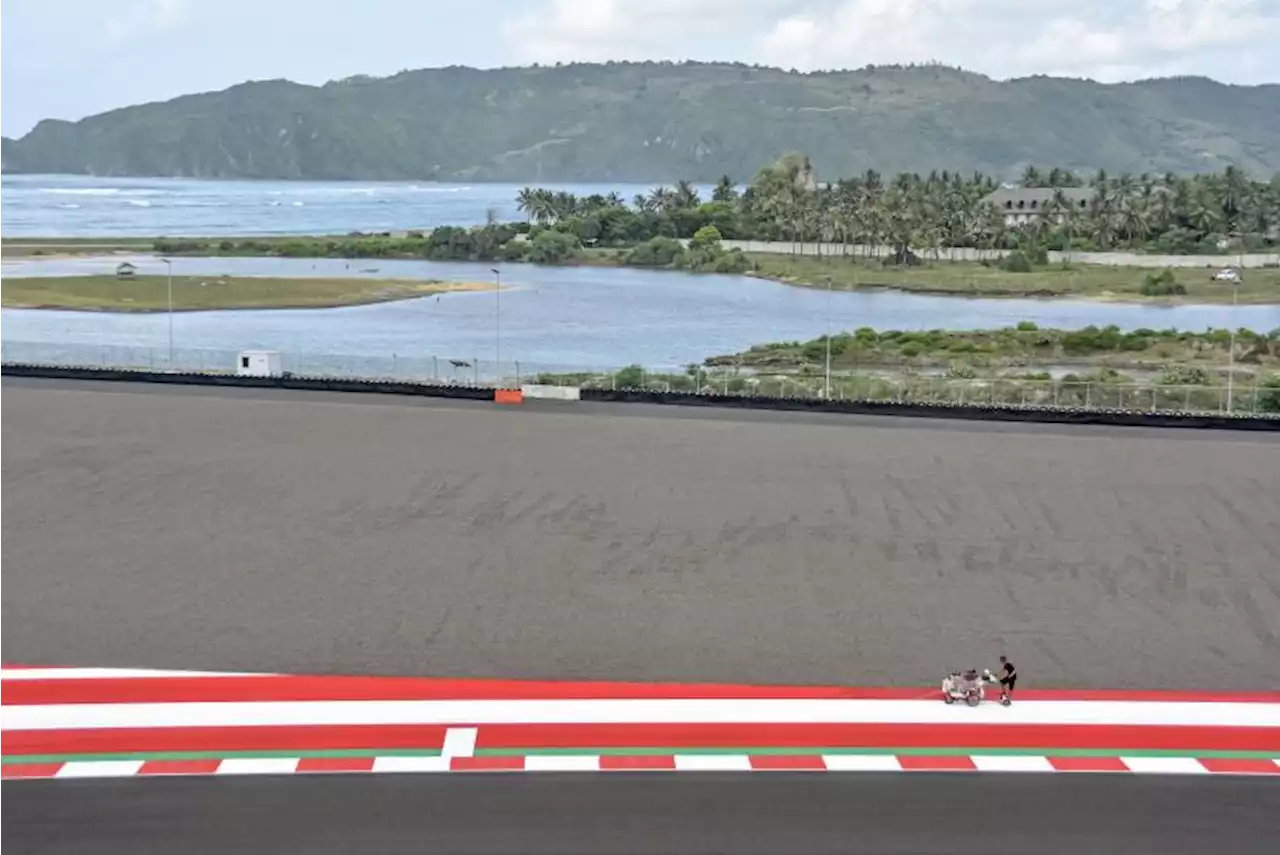 Persiapan Sirkuit Mandalika Gelar MotoGP 2022 Hampir 100 Persen |Republika Online