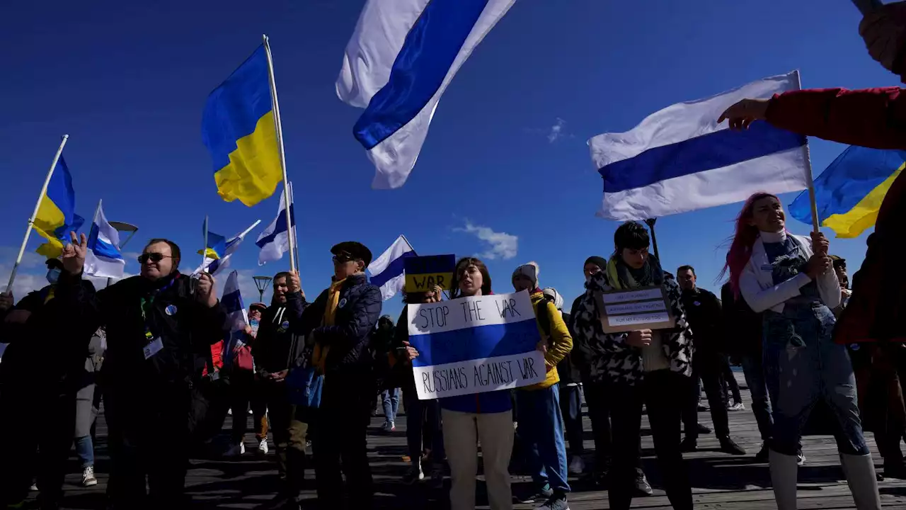 Russians join anti-war protest: The latest developments on the Russia-Ukraine war