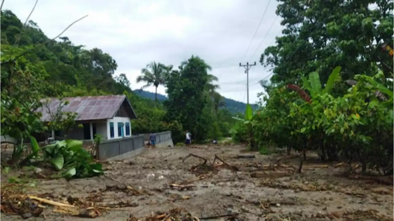 Korban Banjir-Longsor di Sigi Sulteng Butuh Air Bersih