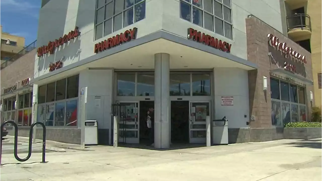 Some ‘test-to-treat’ COVID sites at CVS, Walgreens are ready to see patients