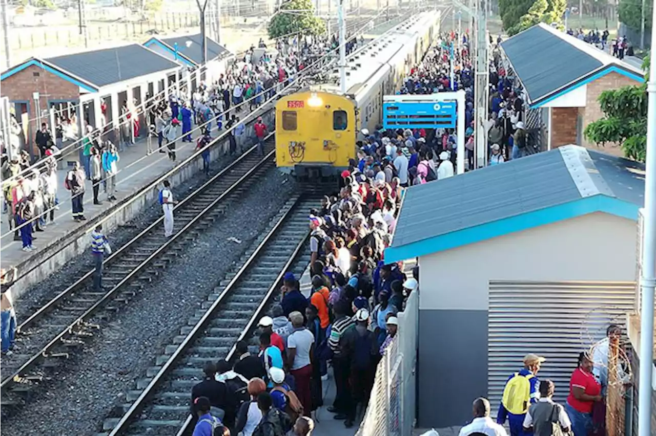 Metrorail set to restore services between Cape Town and Bellville