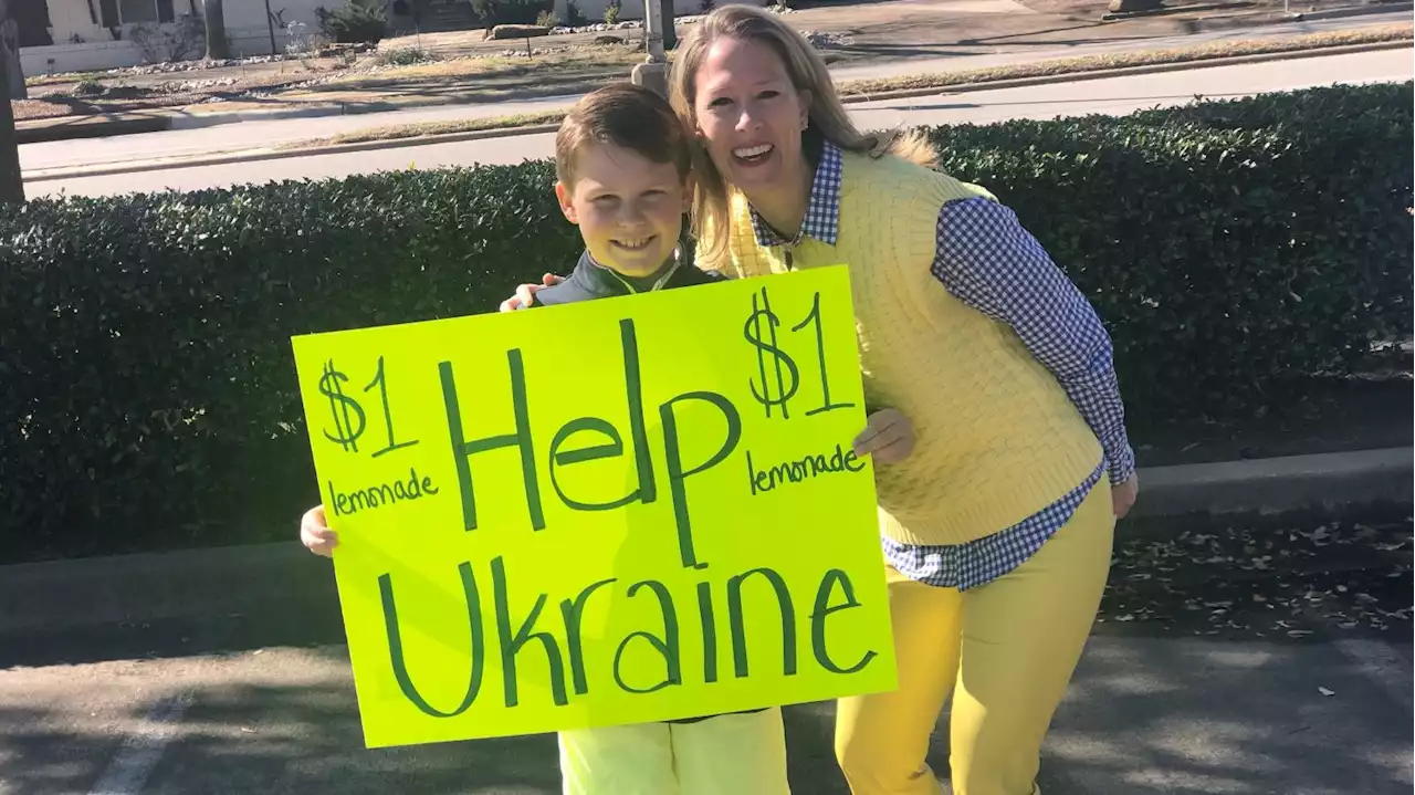 Dallas Boy's Lemonade Stand Raises Over $1,000 For Ukrainian Kids