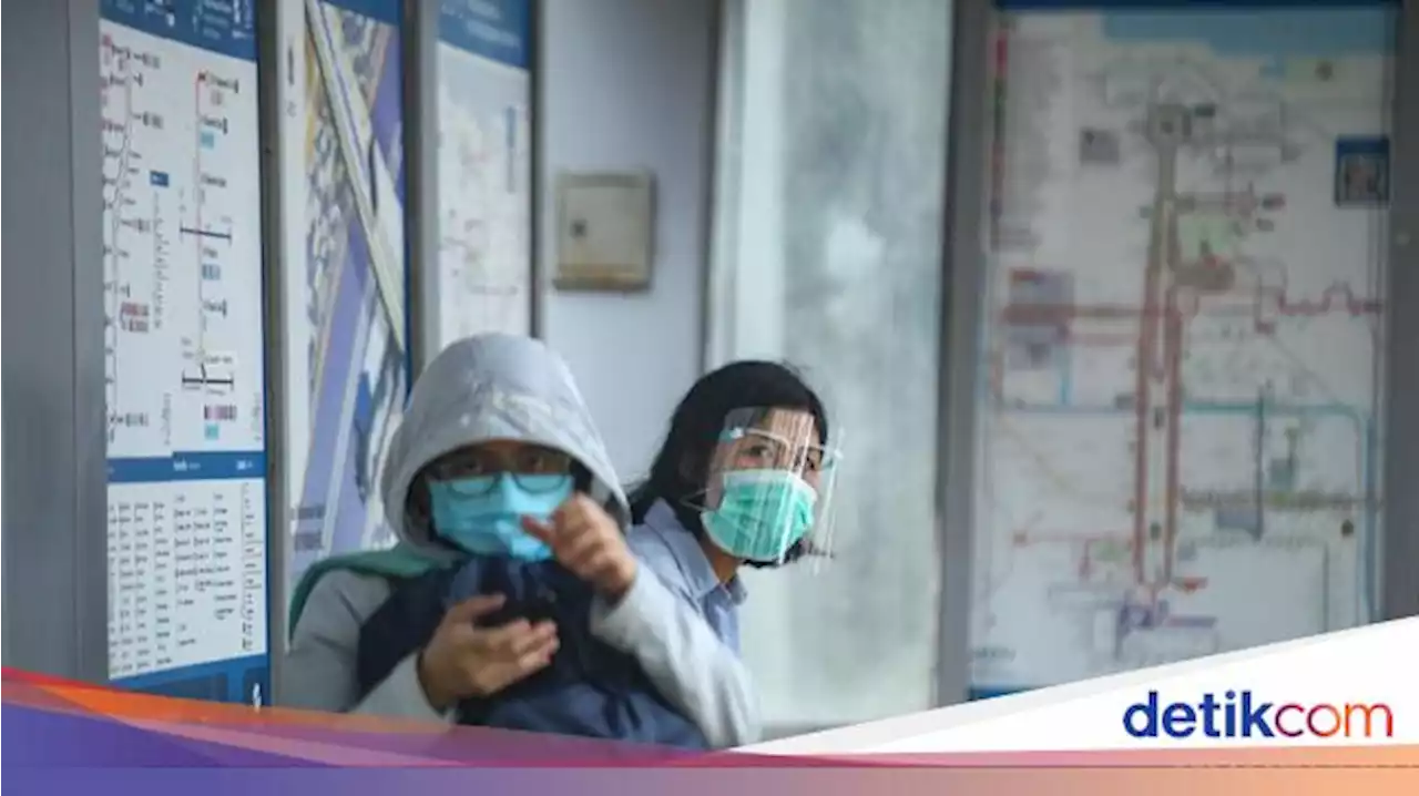 Aturan COVID-19 RI Makin Dilonggarkan, Kapan Boleh Copot Masker?