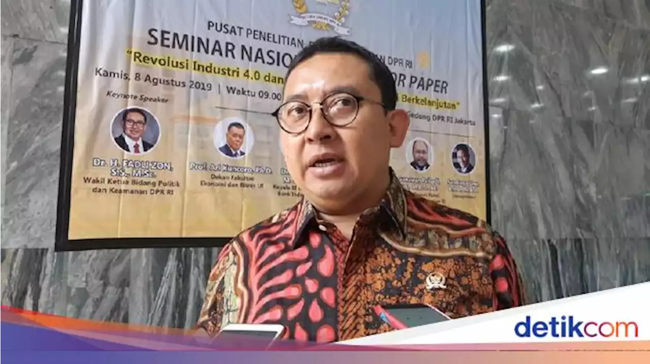 Fadli Zon Kritik Logo Halal Baru: Kelihatan Sembunyikan Tulisan Halal