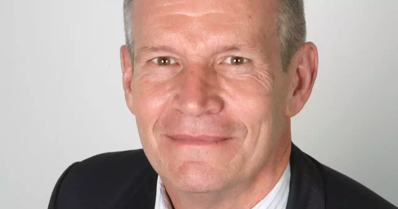 Expert warns public to continue wearing masks in some settings amid case rise