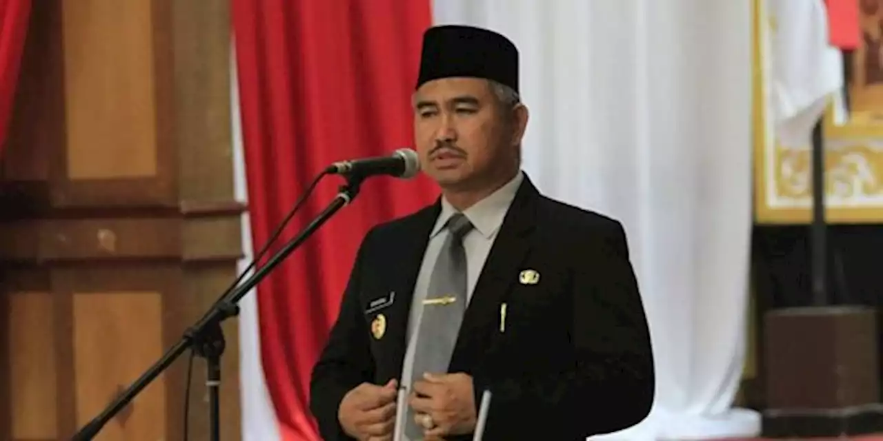 Khairul Dampingi Kunker Nadiem di Kota Tarakan | merdeka.com