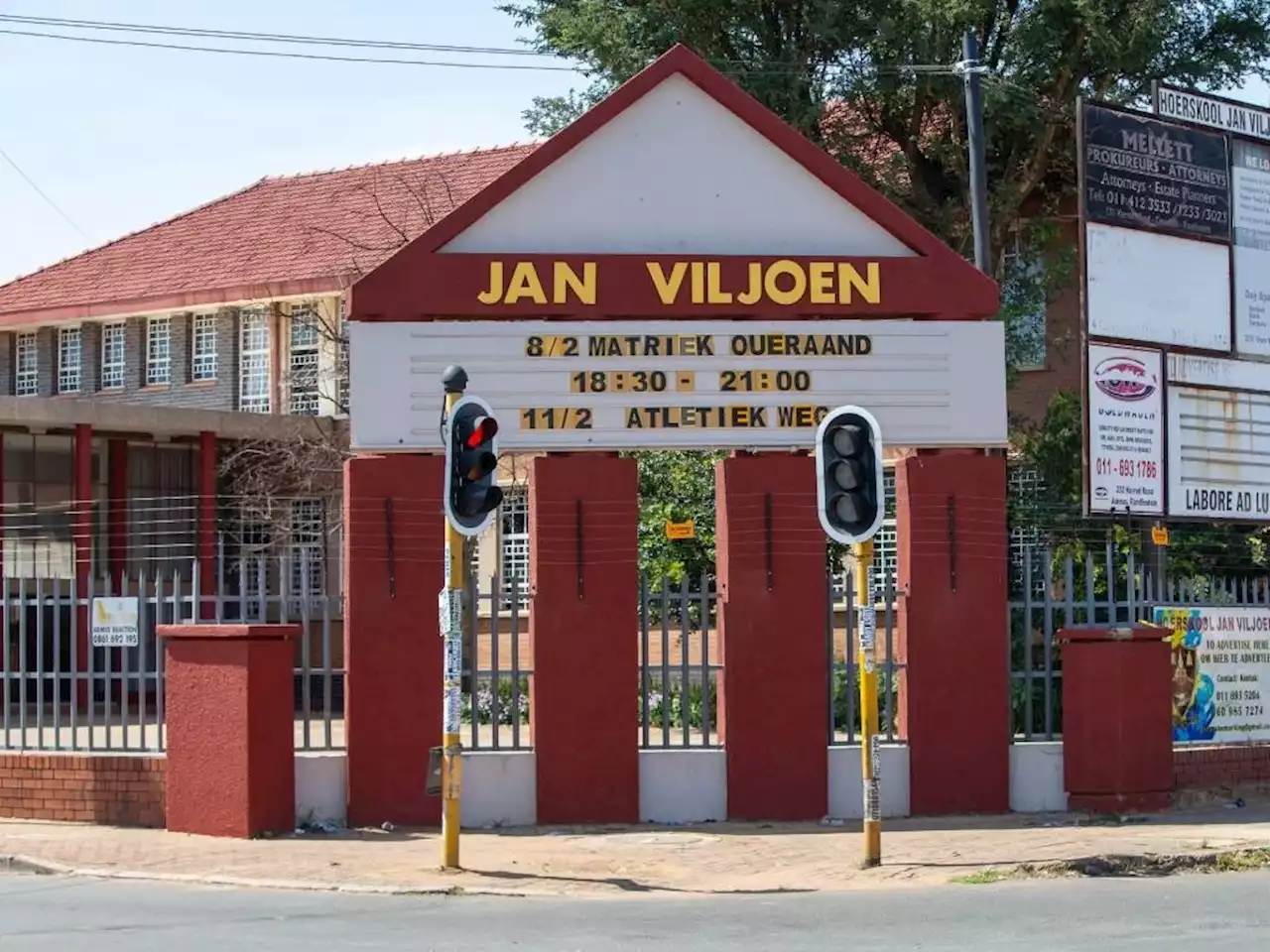 Hoërskool Jan Viljoen: About 50 pupils, mostly white, removed from school by parents | News24