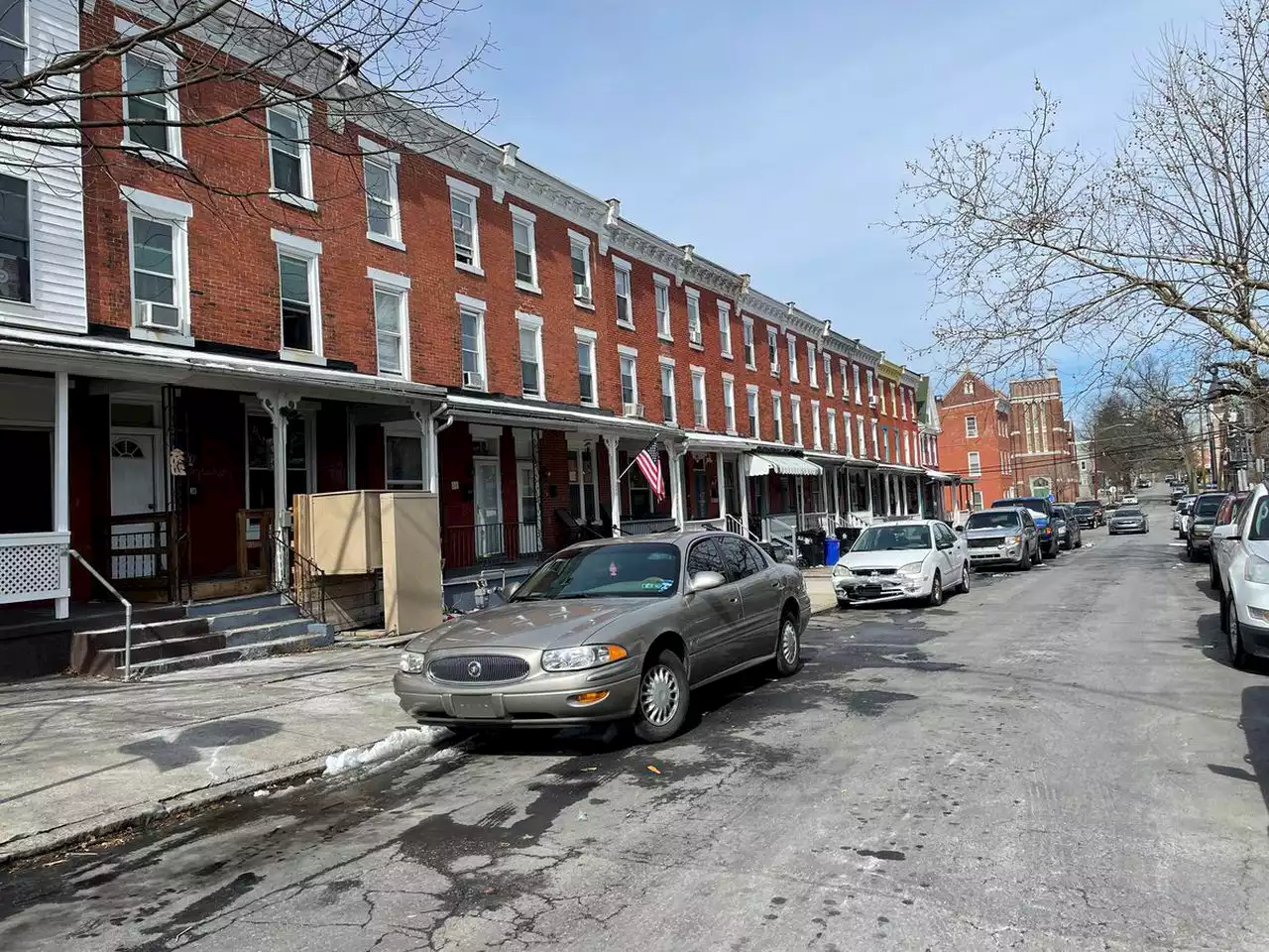 Woman, visitor fatally shot at Harrisburg home amid weekend of gun violence