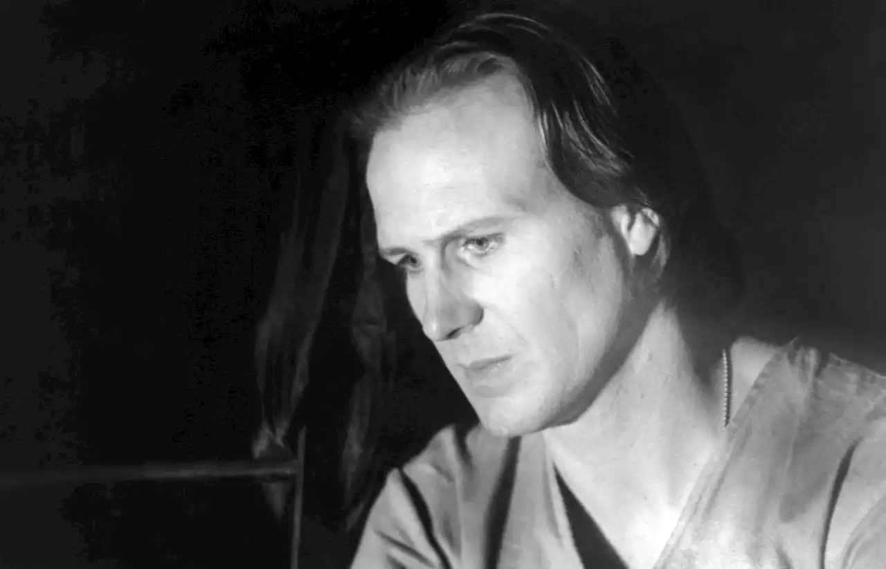 These 10 Roles Remind You Why William Hurt Was a Once-in-a-Lifetime Actor