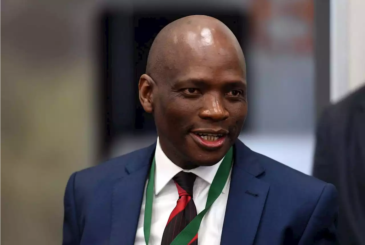 Advocate tears into Hlaudi Motsoeneng over musicians’ 'unlawful' payments