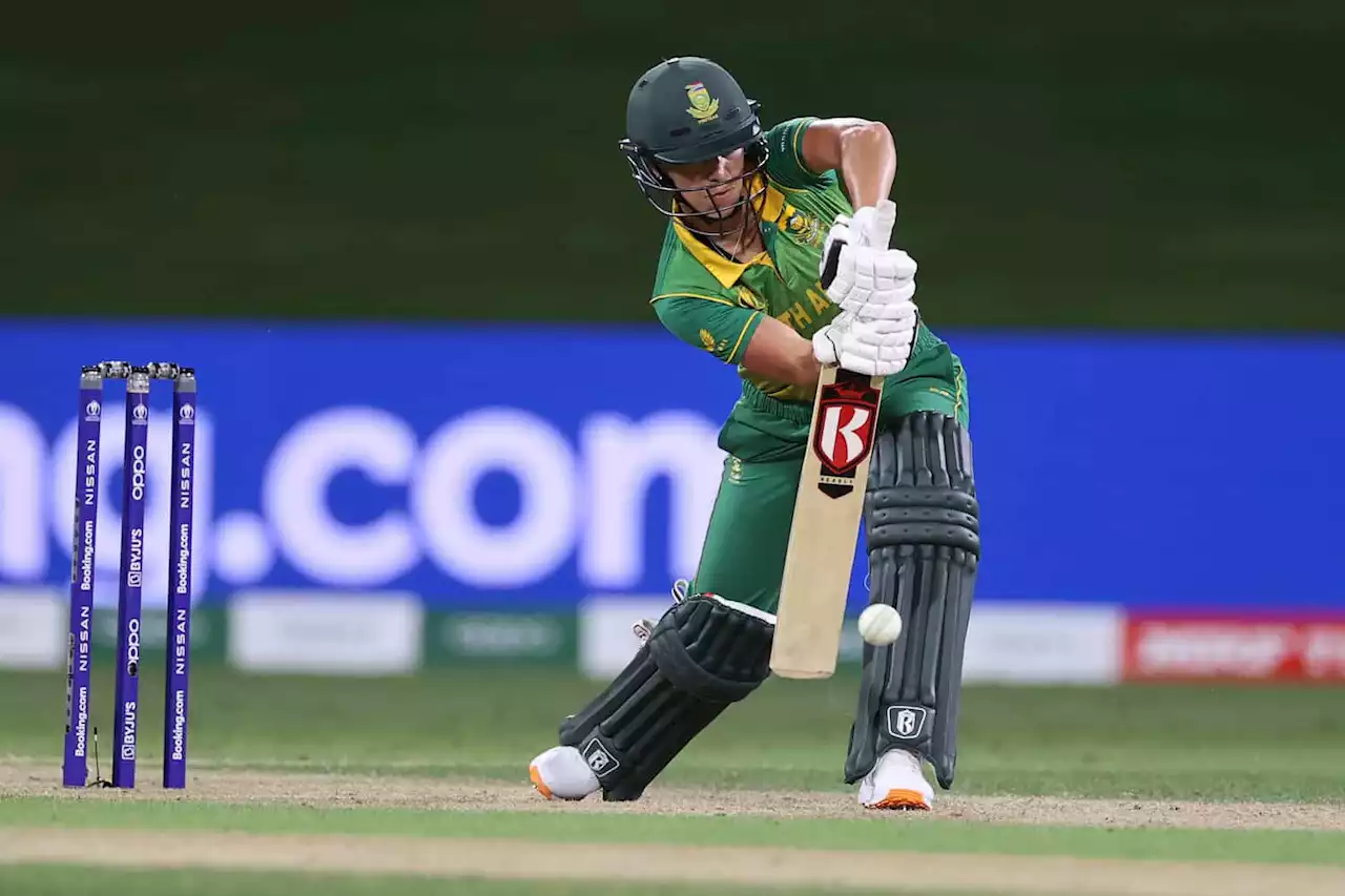 Kapp, Wolvaardt star as Proteas women beat England at World Cup