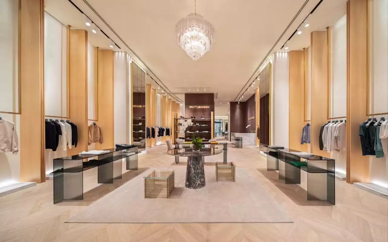 Brett Johnson Opens Retail Location at The Dubai Mall